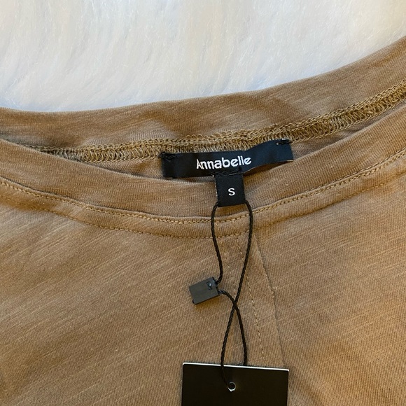 Beautiful Top - Picture 3 of 6